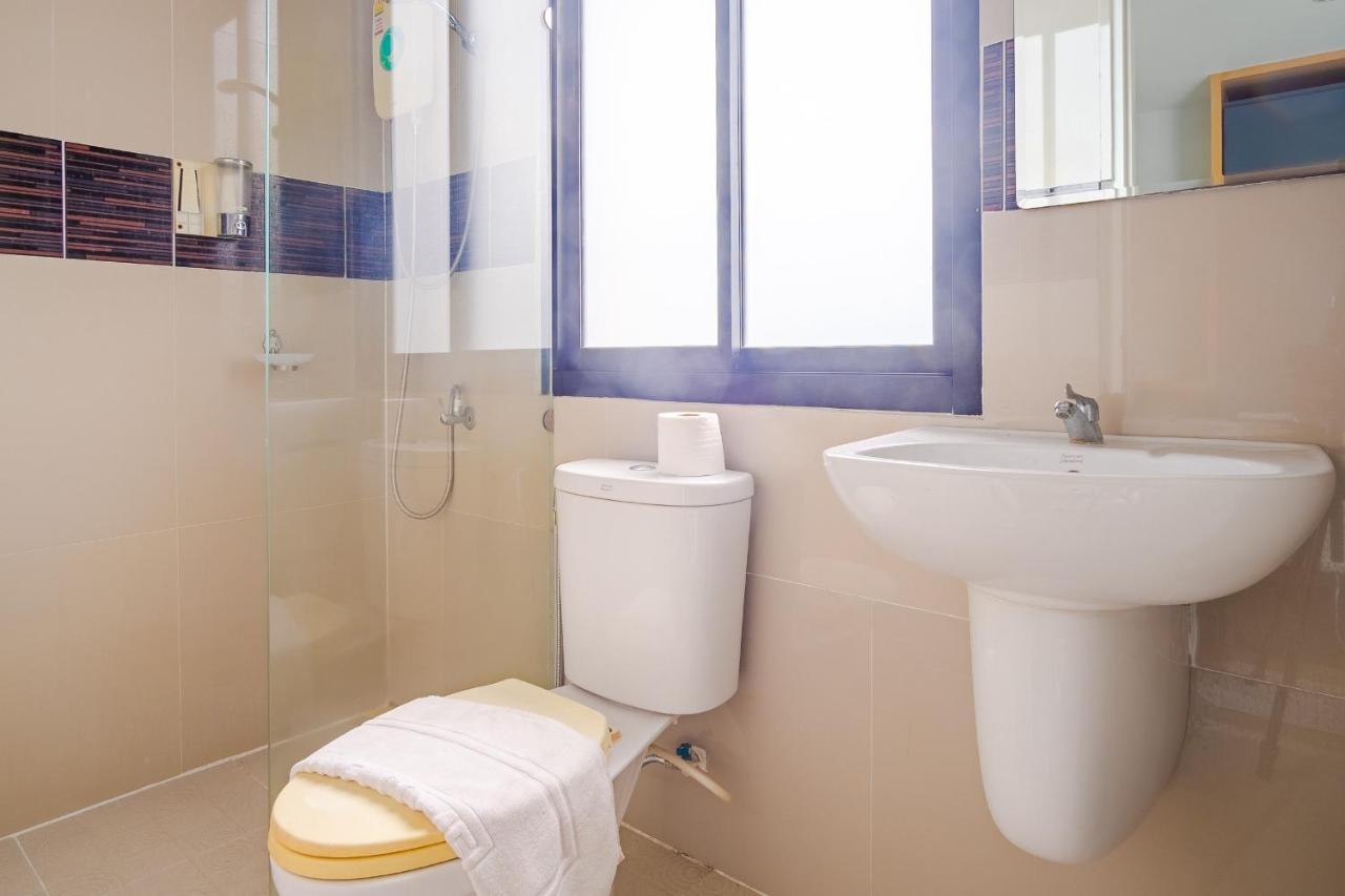 Oyo 303 Phoomjai House Daire Chalong Dış mekan fotoğraf